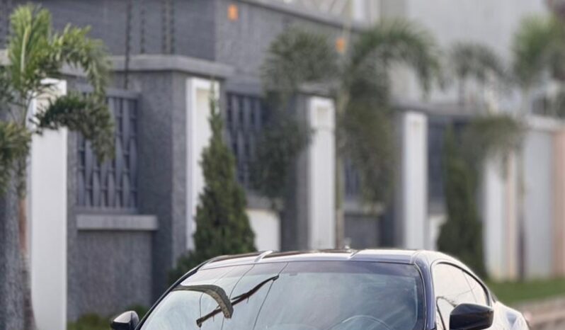 
								2017 Toyota Sport full									