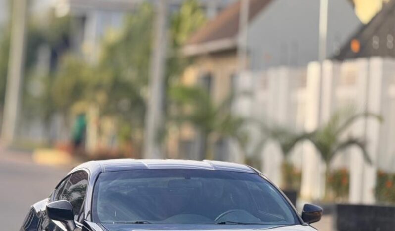 
								2017 Toyota Sport full									