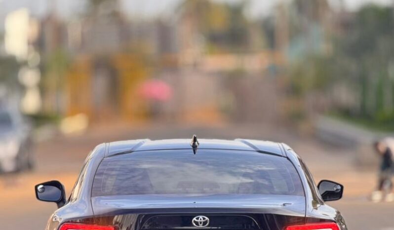 
								2017 Toyota Sport full									