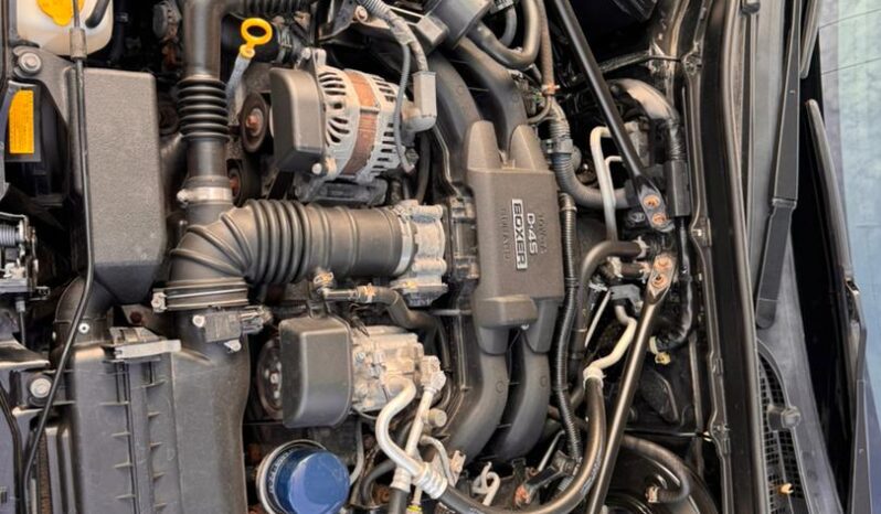 
								2017 Toyota Sport full									