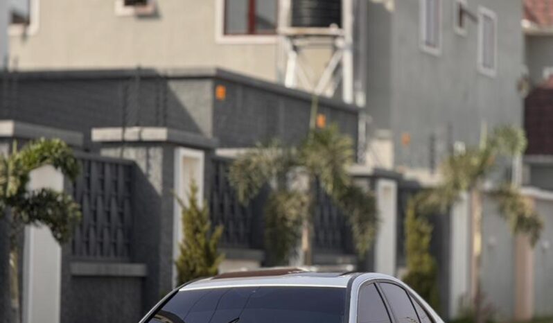 
								2012 Mercedes Benz C350 full									