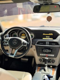 
										2012 Mercedes Benz C350 full									