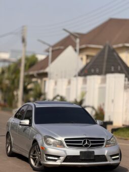 
										2012 Mercedes Benz C350 full									
