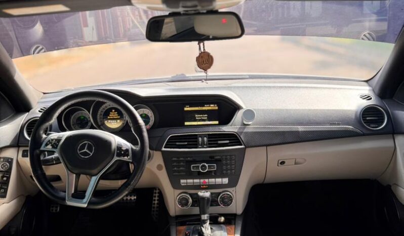 
								2012 Mercedes Benz C350 full									