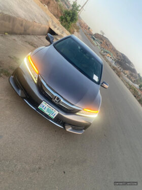 Used 2017 Honda Honda Crosstour